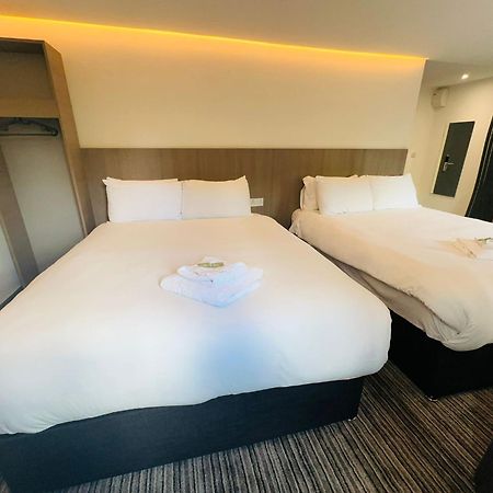 My Motel Glasgow Airport Пейзли Екстериор снимка