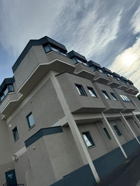My Motel Glasgow Airport Пейзли Екстериор снимка
