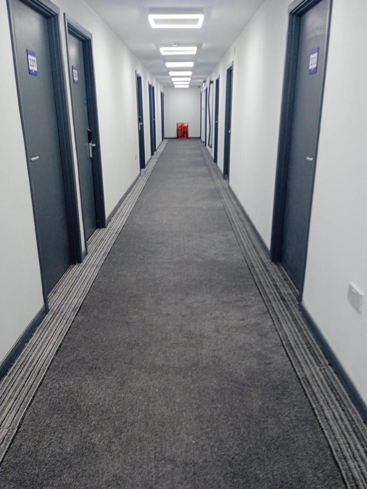 My Motel Glasgow Airport Пейзли Екстериор снимка